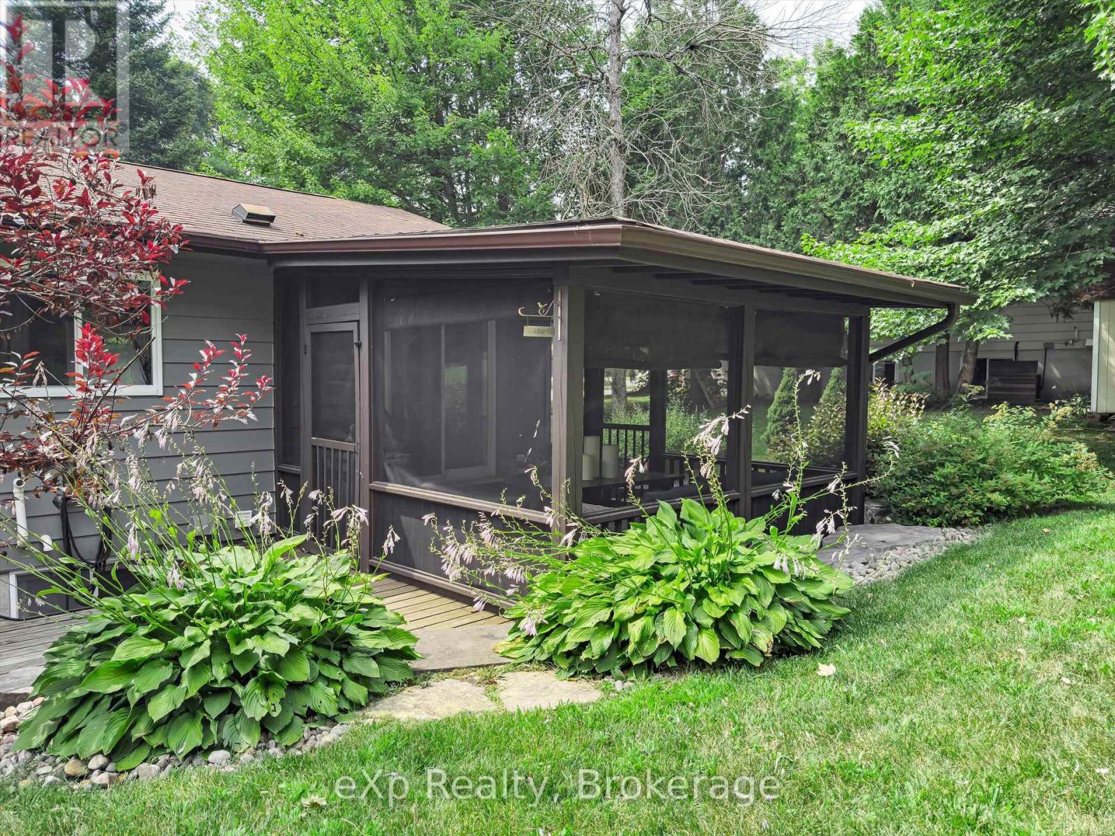104 Meadow Heights Drive, Bracebridge, Ontario  P1L 1A4 - Photo 6 - X12337246