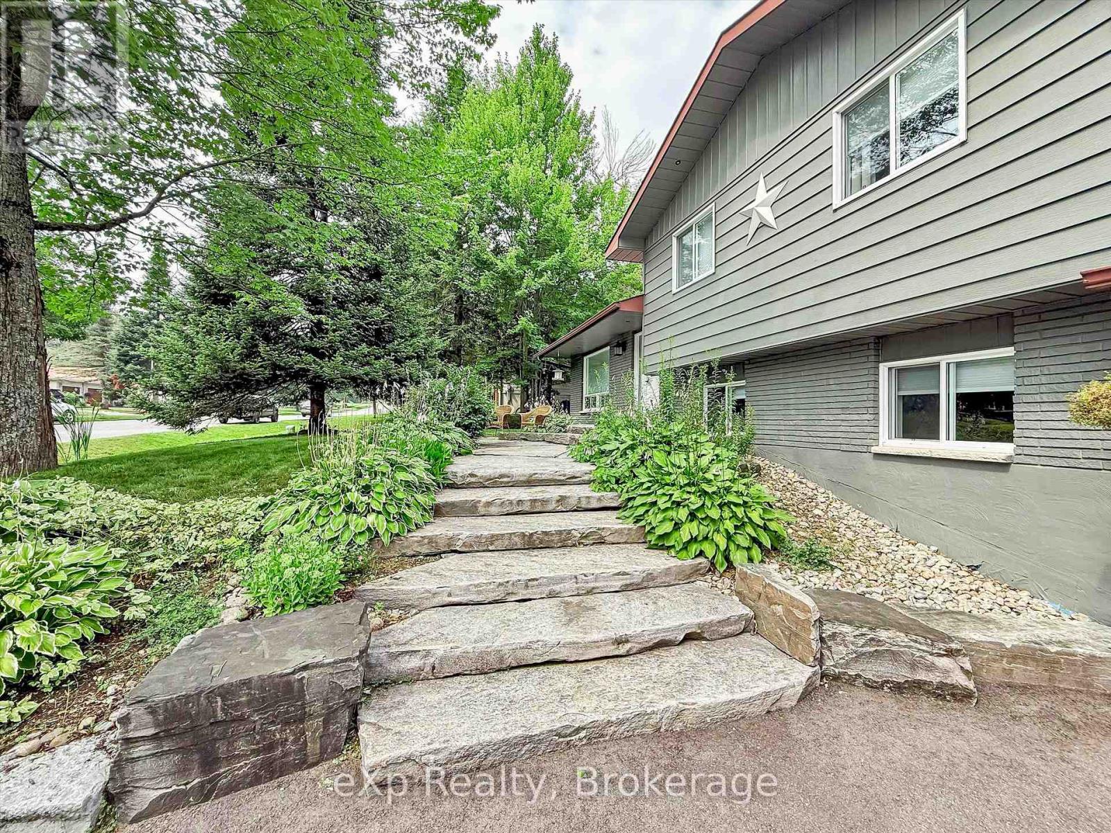 104 Meadow Heights Drive, Bracebridge, Ontario  P1L 1A4 - Photo 8 - X12337246