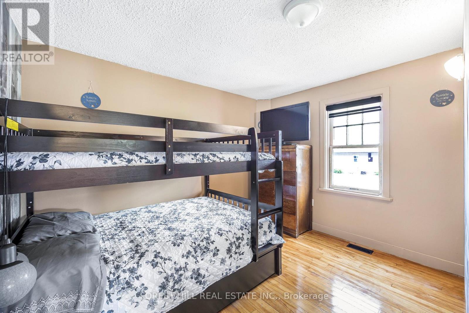2216 Hwy 124, Whitestone, Ontario  P0A 1G0 - Photo 17 - X12190610