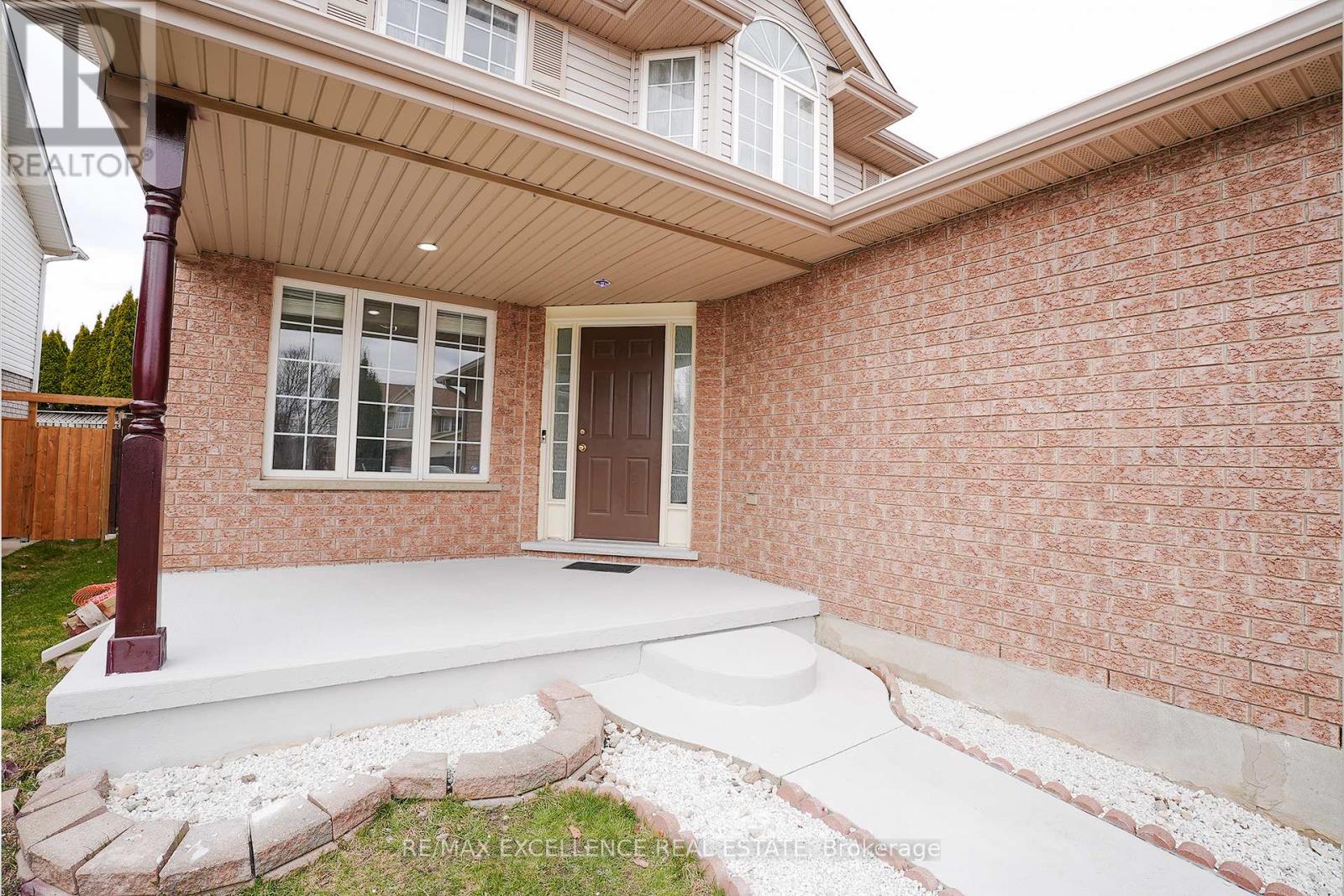Property at 76 COUNTRY CLUB DRIVE image 4