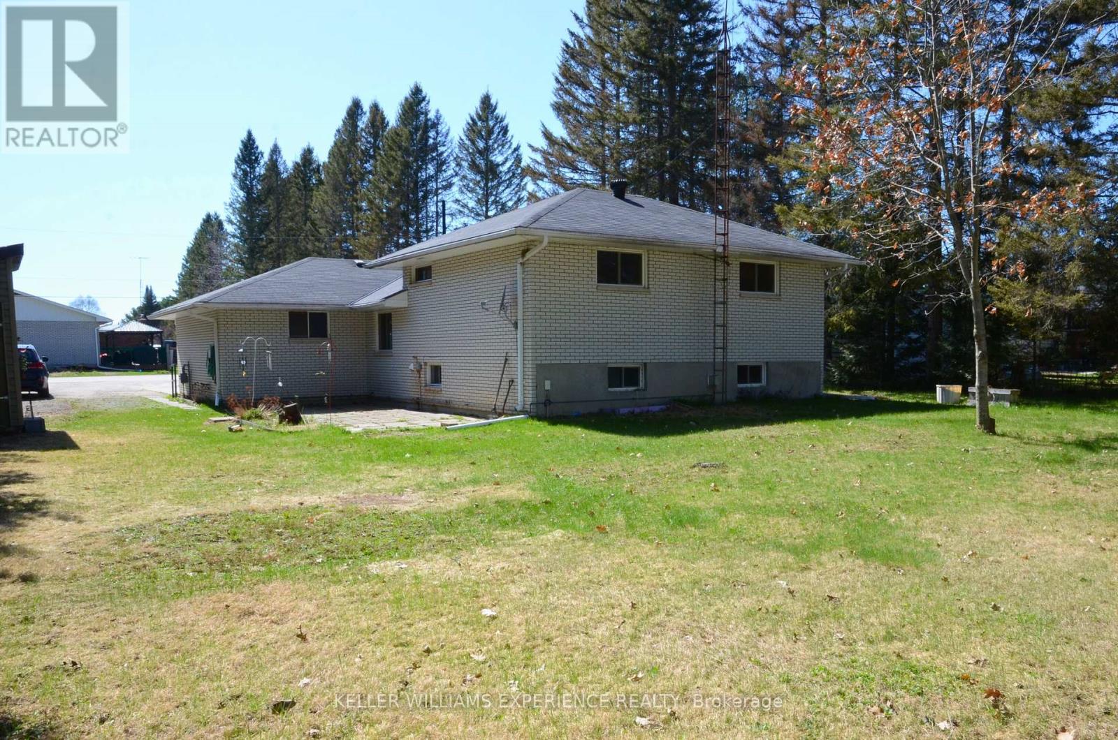 18 Tebby Boulevard, South River, Ontario  P0A 1X0 - Photo 43 - X12337062