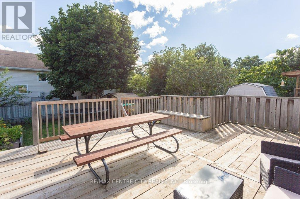 55 Melanie Drive E, Aylmer, Ontario  N5H 3G6 - Photo 24 - X12279513