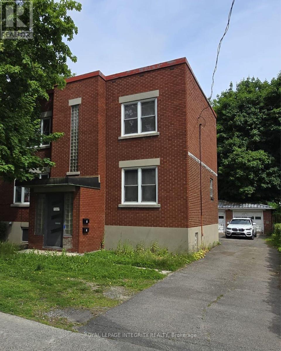 455 Mcarthur Avenue, Ottawa, Ontario  K1K 1G3 - Photo 4 - X12319070