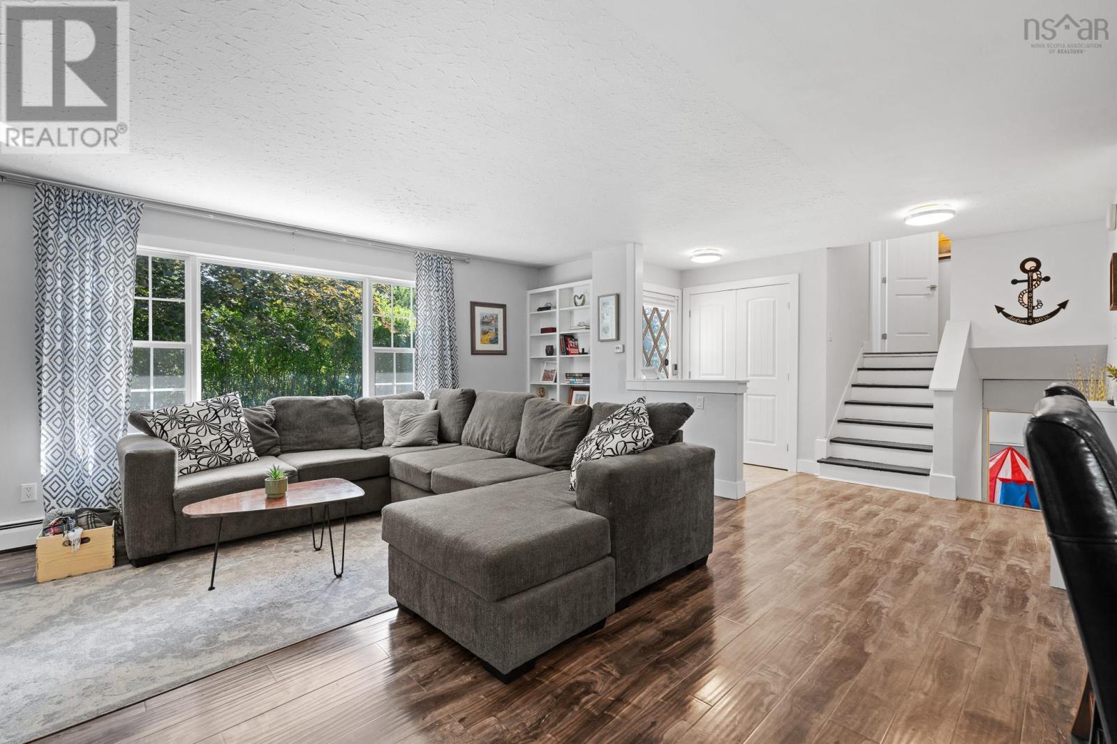 19 Ridge Avenue, Lower Sackville, Nova Scotia  B4C 2L5 - Photo 4 - 202517645