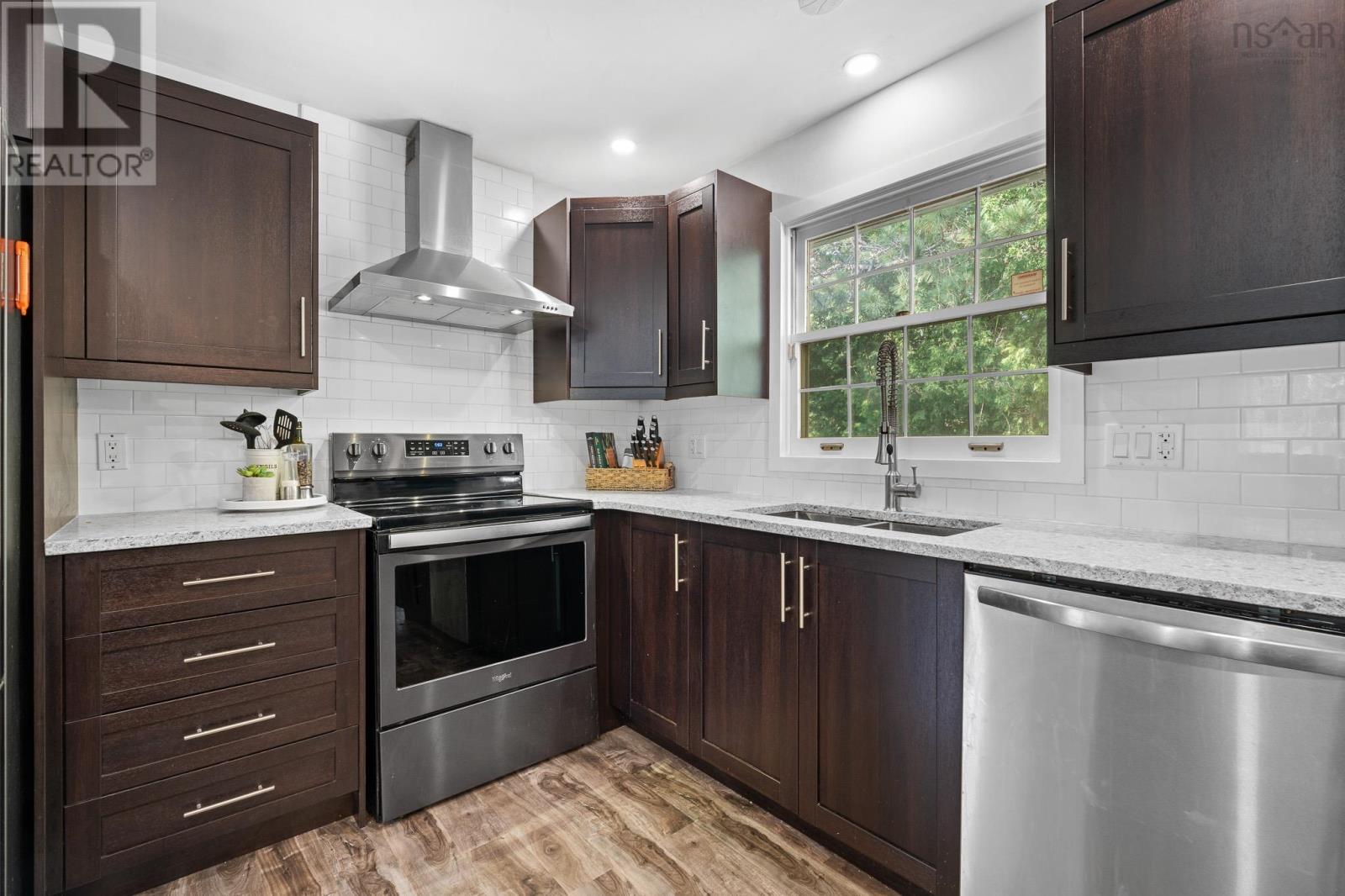 19 Ridge Avenue, Lower Sackville, Nova Scotia  B4C 2L5 - Photo 9 - 202517645