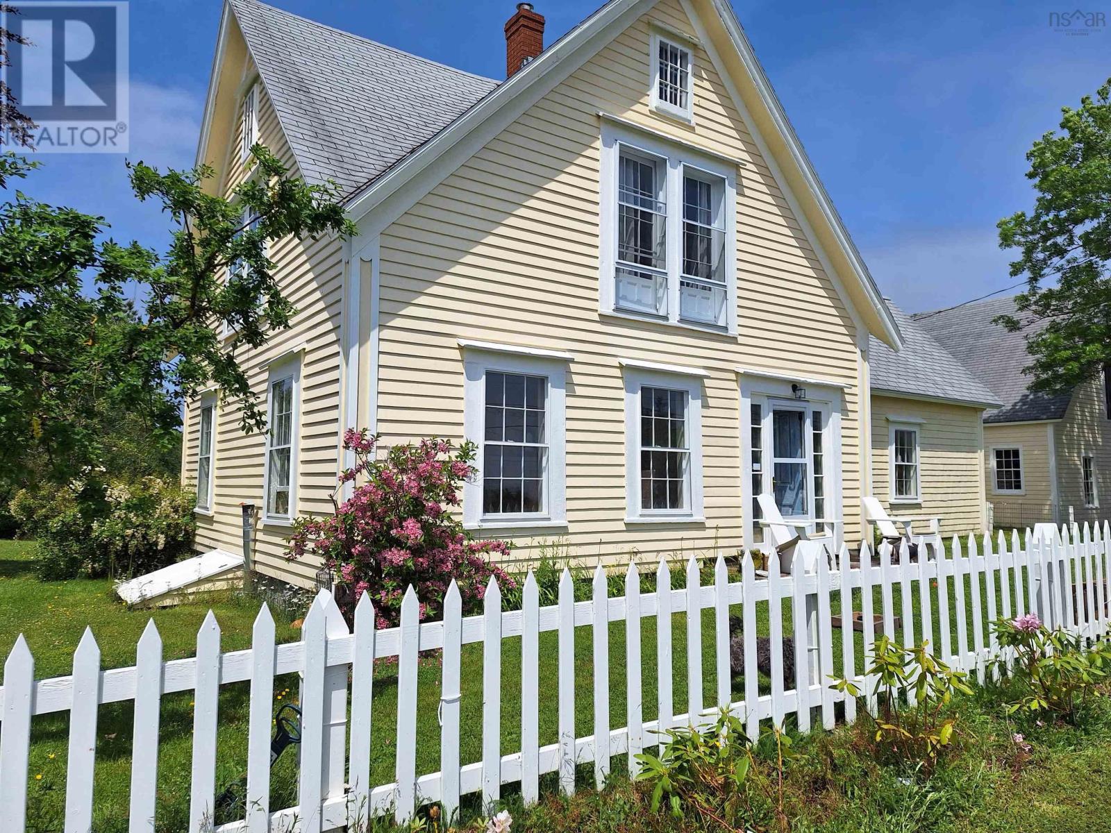 5096 Shore Road, North East Harbour, Nova Scotia  B0T 1W0 - Photo 1 - 202517761