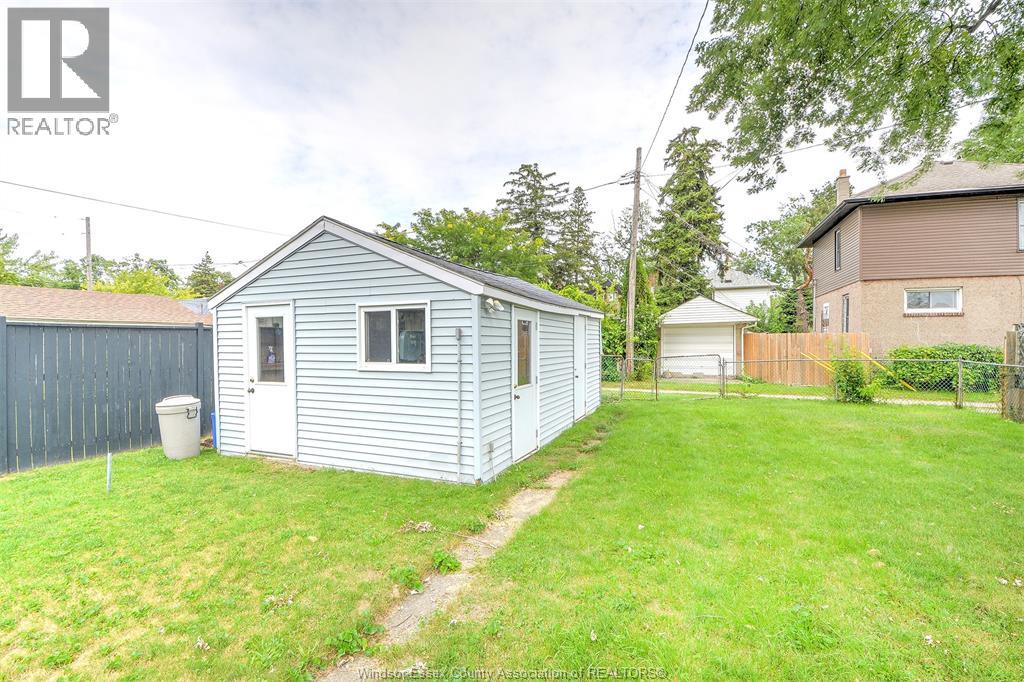 Property at 1430 JANETTE image 5