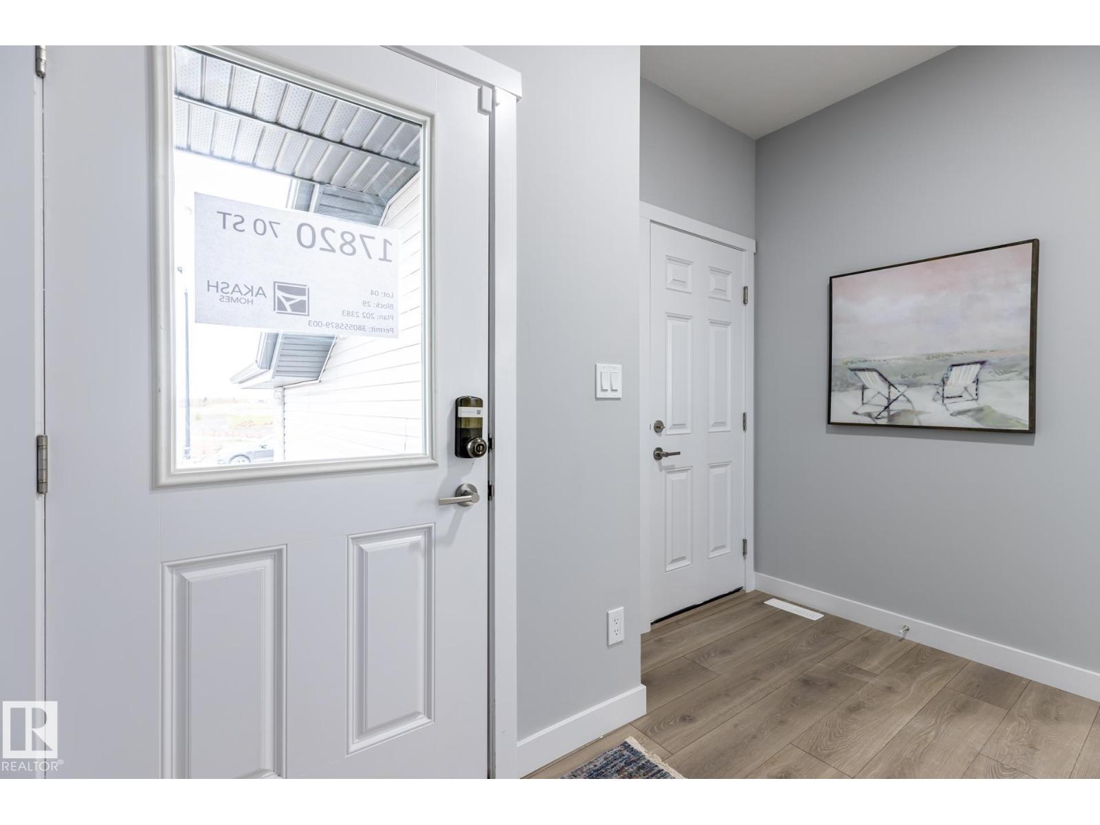 19424 26 Av Nw, Edmonton, Alberta  T6M 1P5 - Photo 2 - E4452036