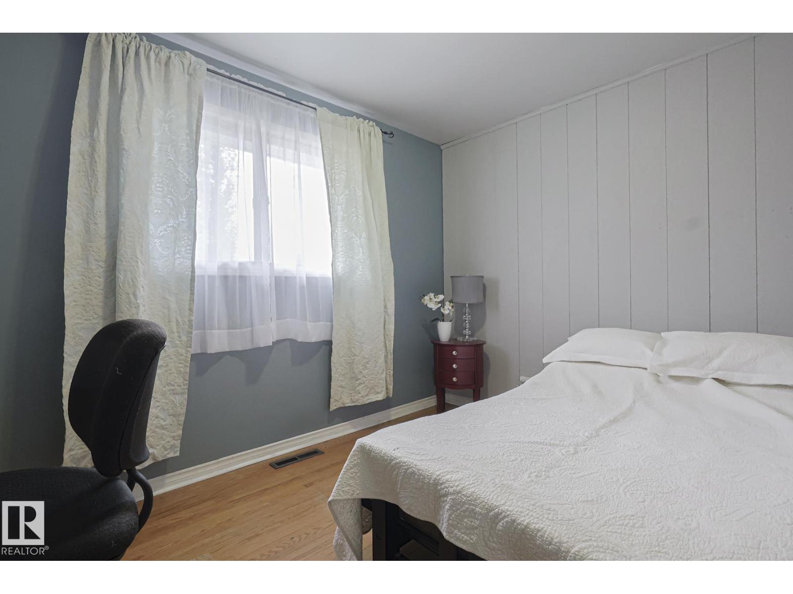10319 45 St Nw, Edmonton, Alberta  T6A 1W8 - Photo 25 - E4452381
