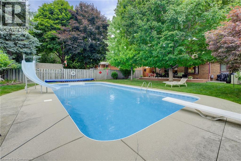 Property at 493 ANNDALE Road image 2