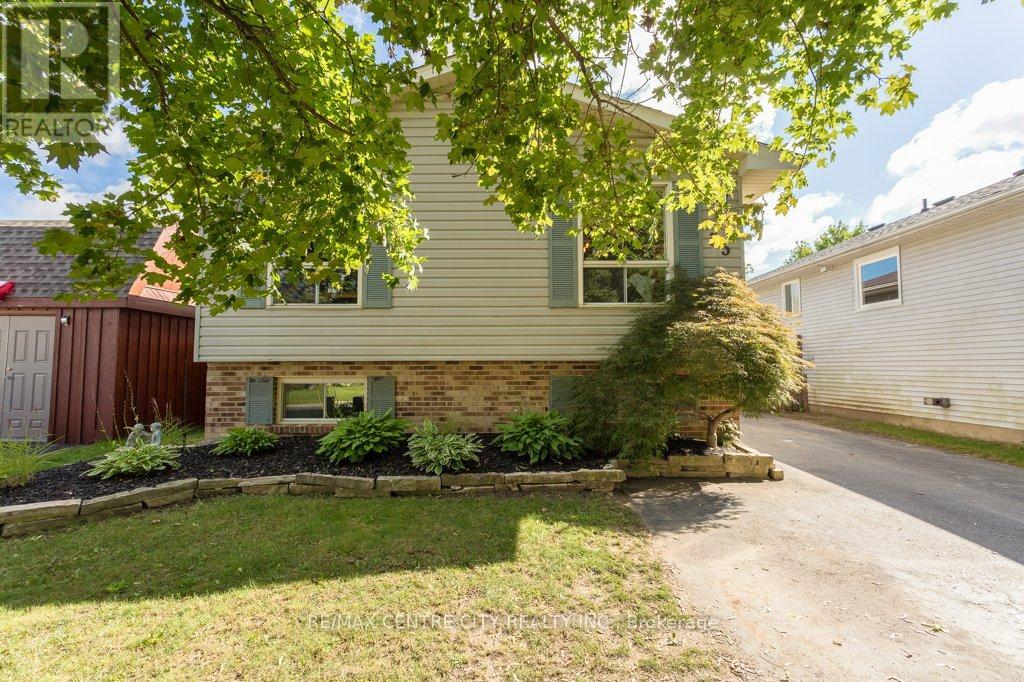 55 Melanie Drive E, Aylmer, Ontario  N5H 3G6 - Photo 1 - X12279513