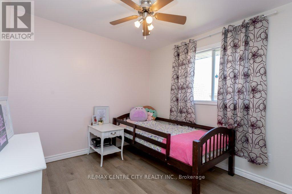 55 Melanie Drive E, Aylmer, Ontario  N5H 3G6 - Photo 15 - X12279513