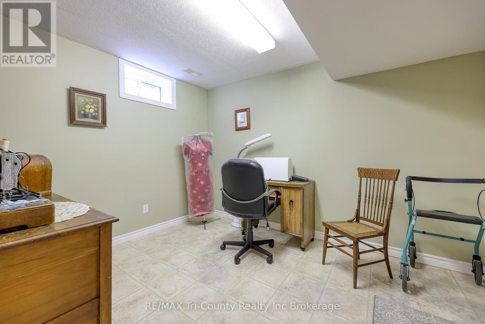 102 Wilson Avenue, Tillsonburg, Ontario  N4G 5T2 - Photo 34 - X12237885