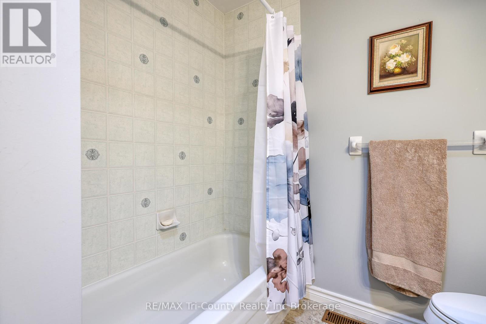 102 Wilson Avenue, Tillsonburg, Ontario  N4G 5T2 - Photo 32 - X12237885