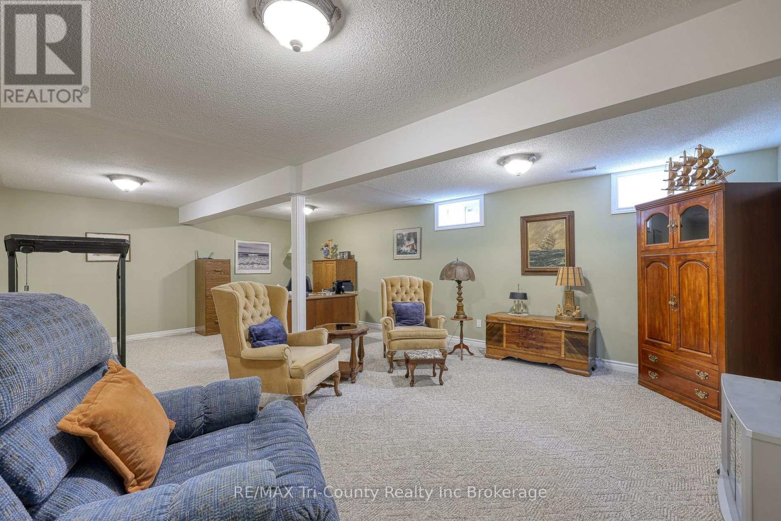 102 Wilson Avenue, Tillsonburg, Ontario  N4G 5T2 - Photo 37 - X12237885
