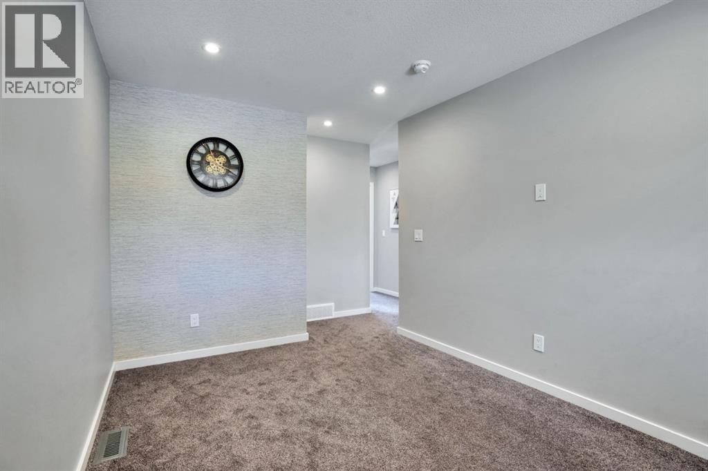47 Lake Street, Rural Red Deer County, Alberta  T4E 3C9 - Photo 27 - A2244887