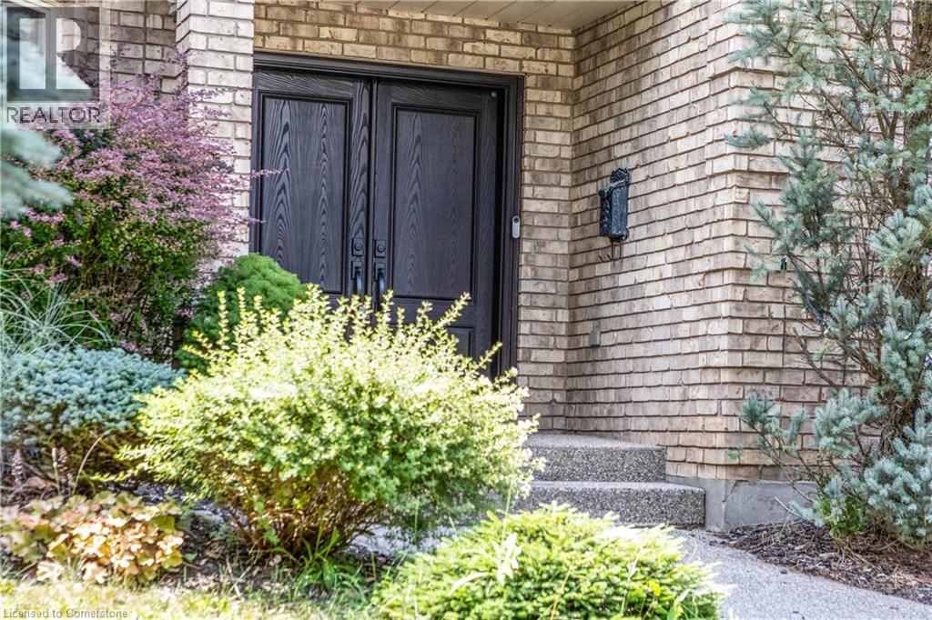 Property at 525 LEIGHLAND Drive image 4