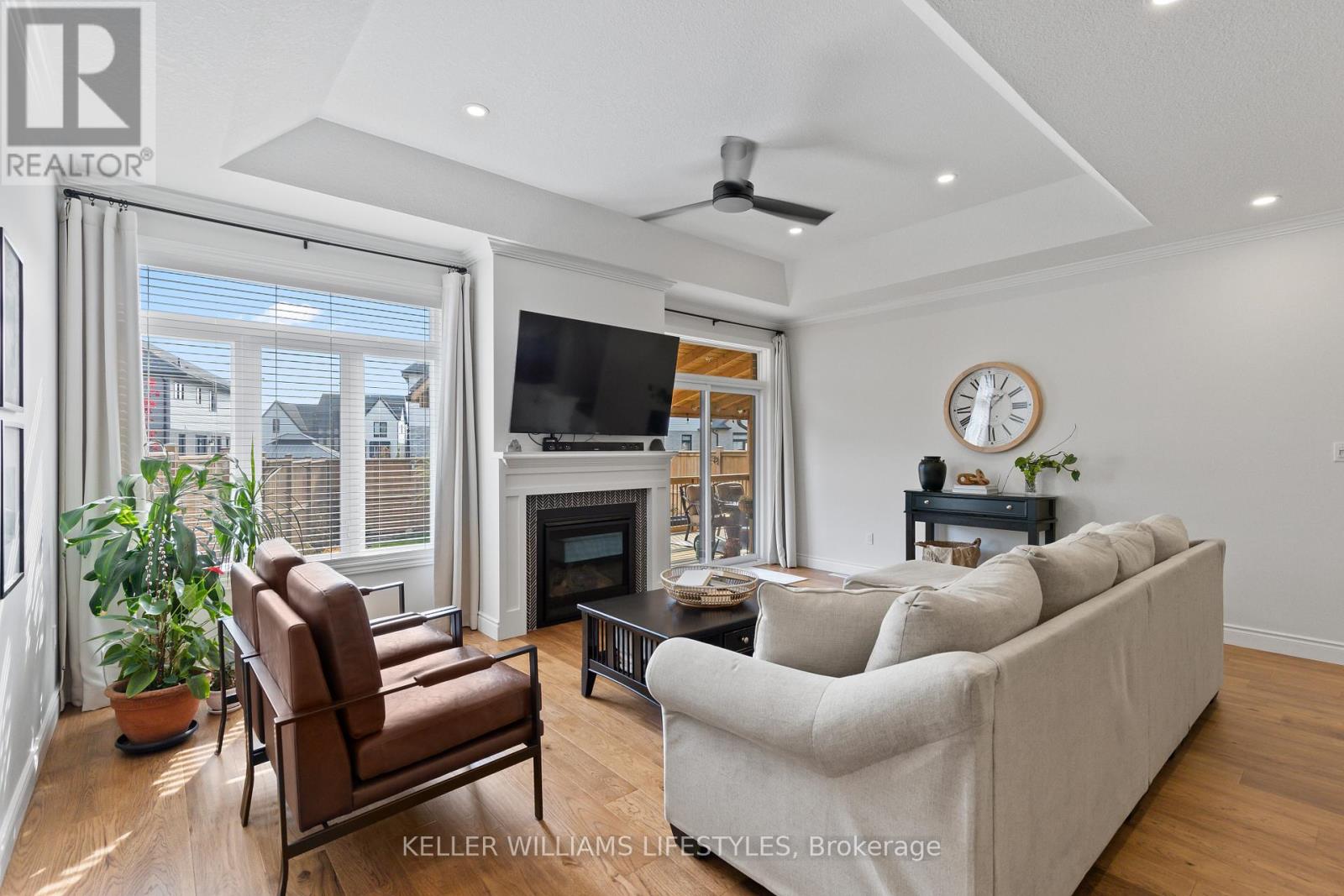 114 Aspen Circle, Thames Centre, Ontario  N0M 2P0 - Photo 22 - X12337306