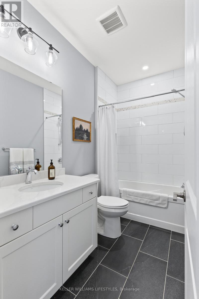 114 Aspen Circle, Thames Centre, Ontario  N0M 2P0 - Photo 8 - X12337306