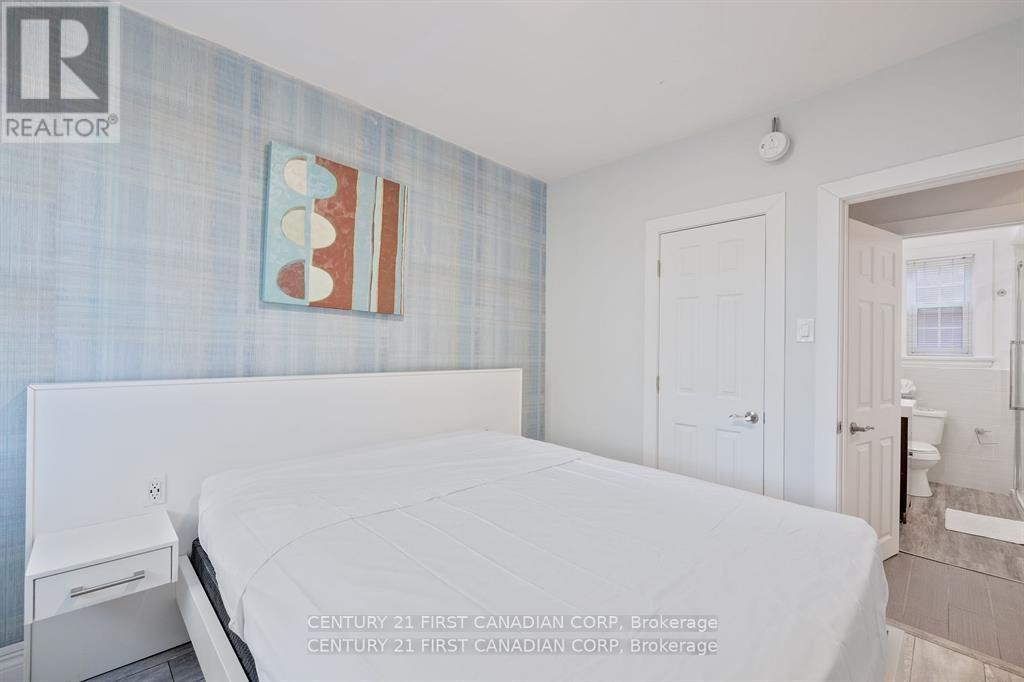 1 - 389 Dufferin Avenue, London East, Ontario  N6B 1Z5 - Photo 13 - X12337395