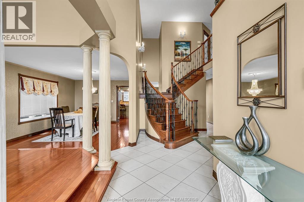 Property at 924 MASSIMO image 4