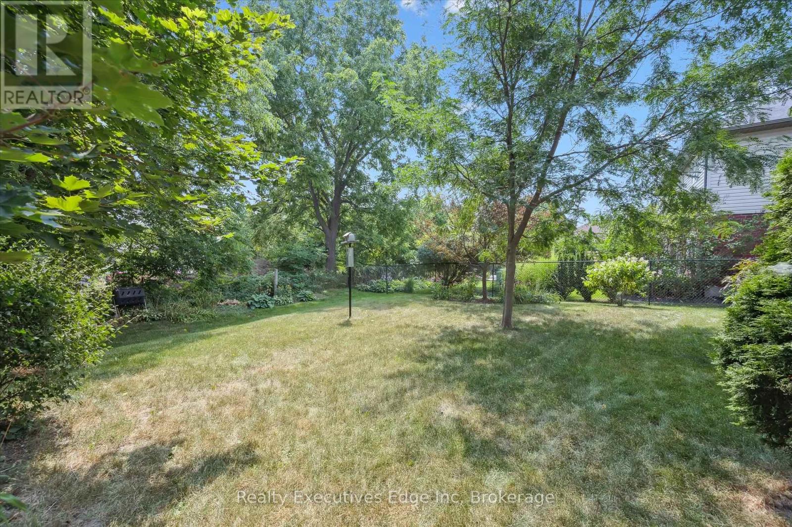 51 Marr Drive, Centre Wellington, Ontario  N0B 1S0 - Photo 39 - X12337289