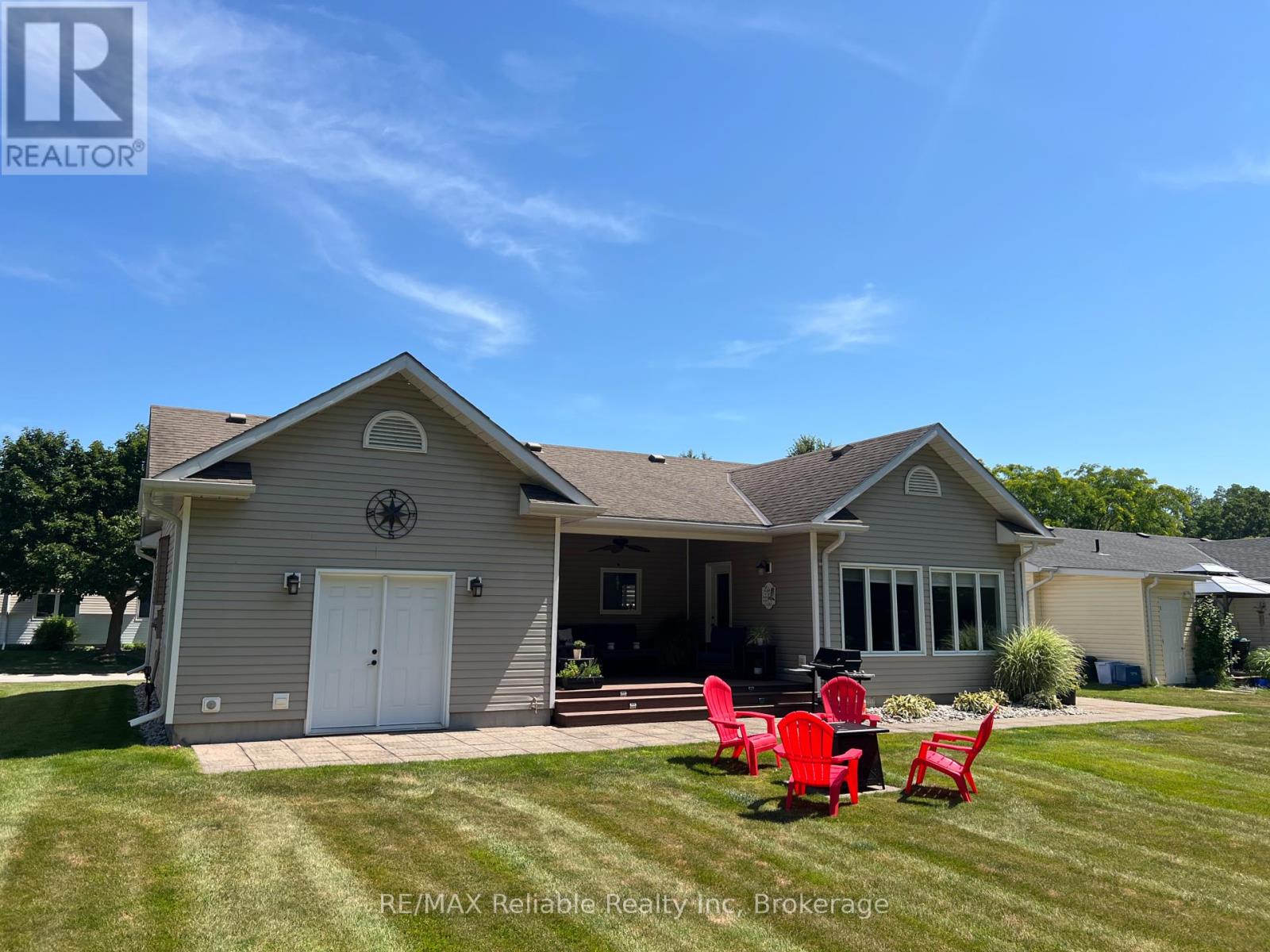 347 Shannon Boulevard, South Huron, Ontario  N0M 1T0 - Photo 11 - X12337365