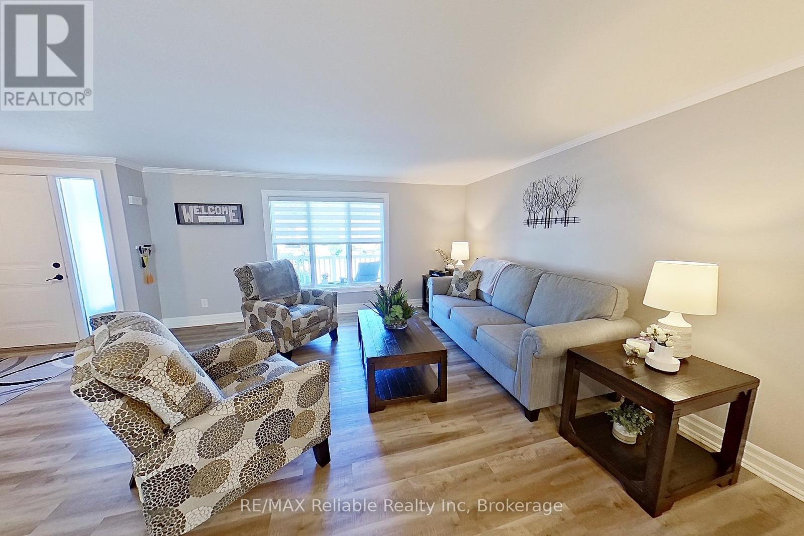 347 Shannon Boulevard, South Huron, Ontario  N0M 1T0 - Photo 24 - X12337365