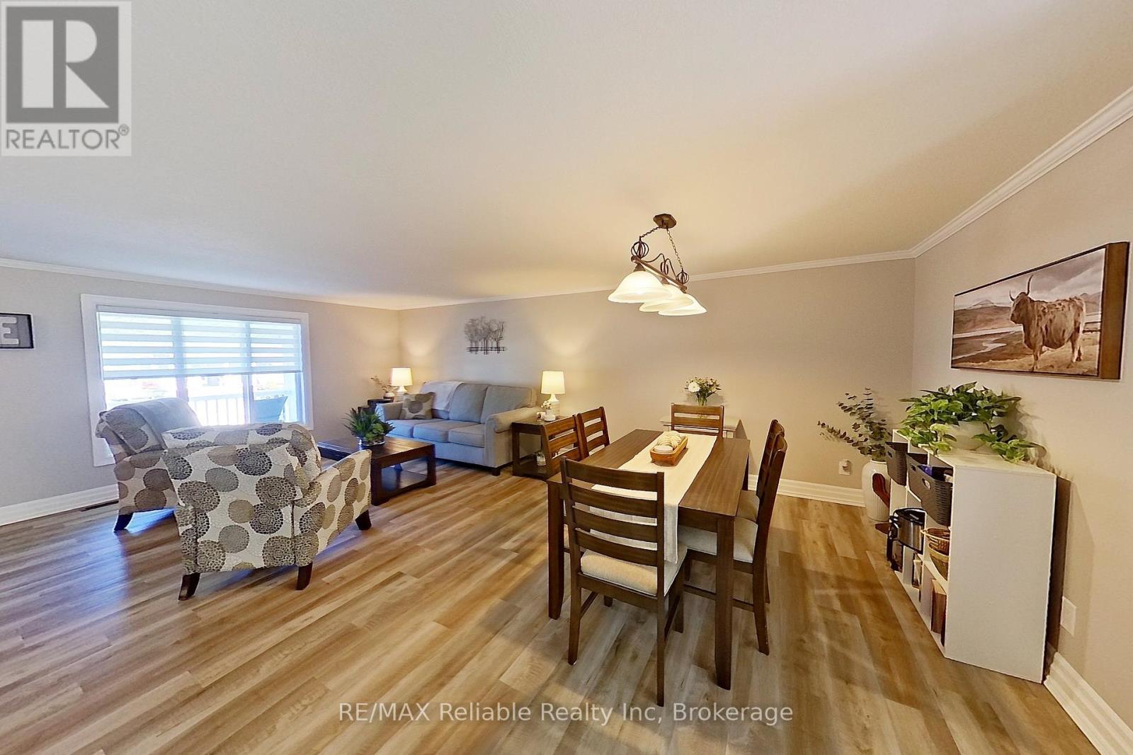 347 Shannon Boulevard, South Huron, Ontario  N0M 1T0 - Photo 25 - X12337365