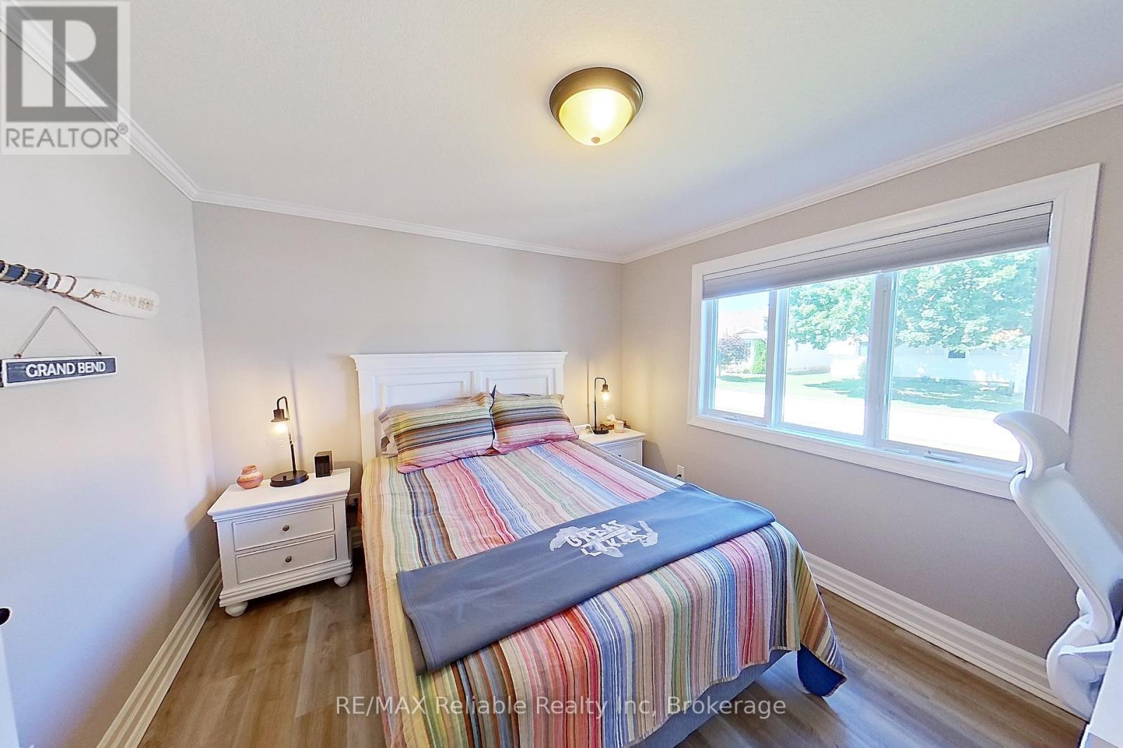 347 Shannon Boulevard, South Huron, Ontario  N0M 1T0 - Photo 48 - X12337365