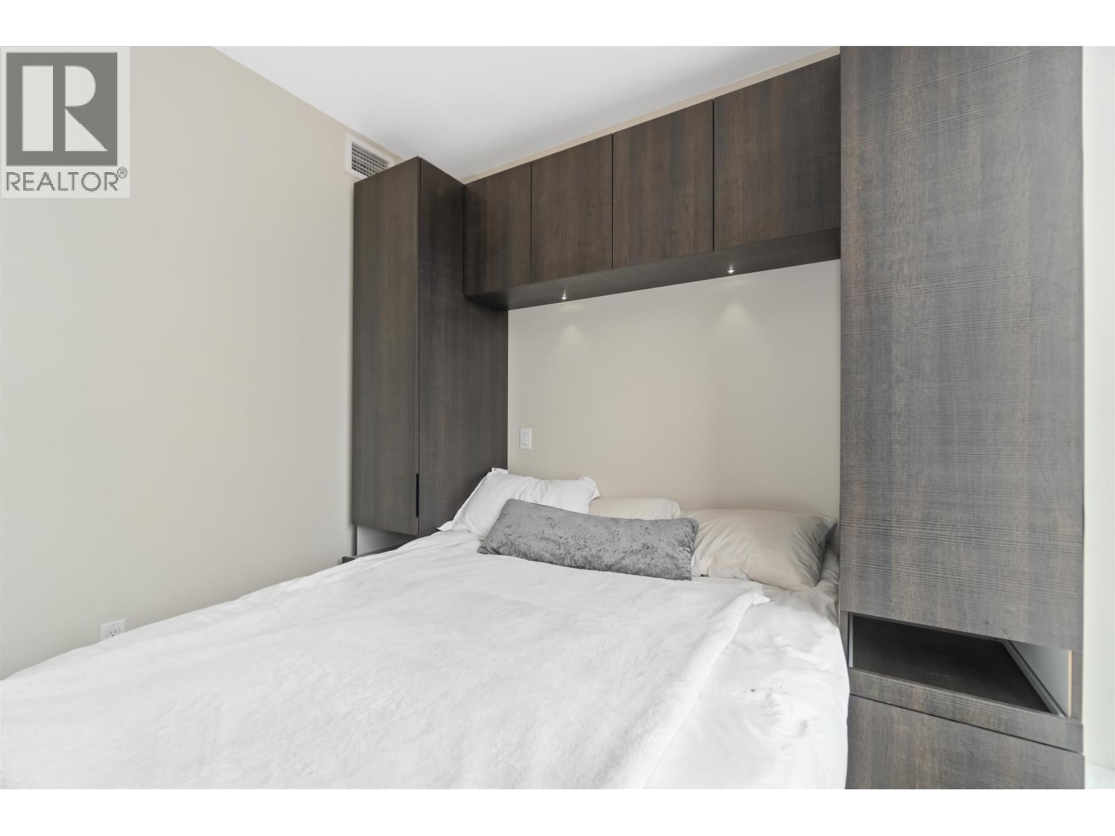 2307 1351 Continental Street, Vancouver, British Columbia  V6Z 0C6 - Photo 8 - R3035318