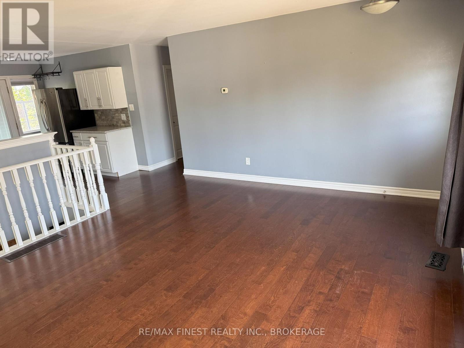 90 Morenz Crescent, Kingston, Ontario  K7K 2X3 - Photo 12 - X12333083