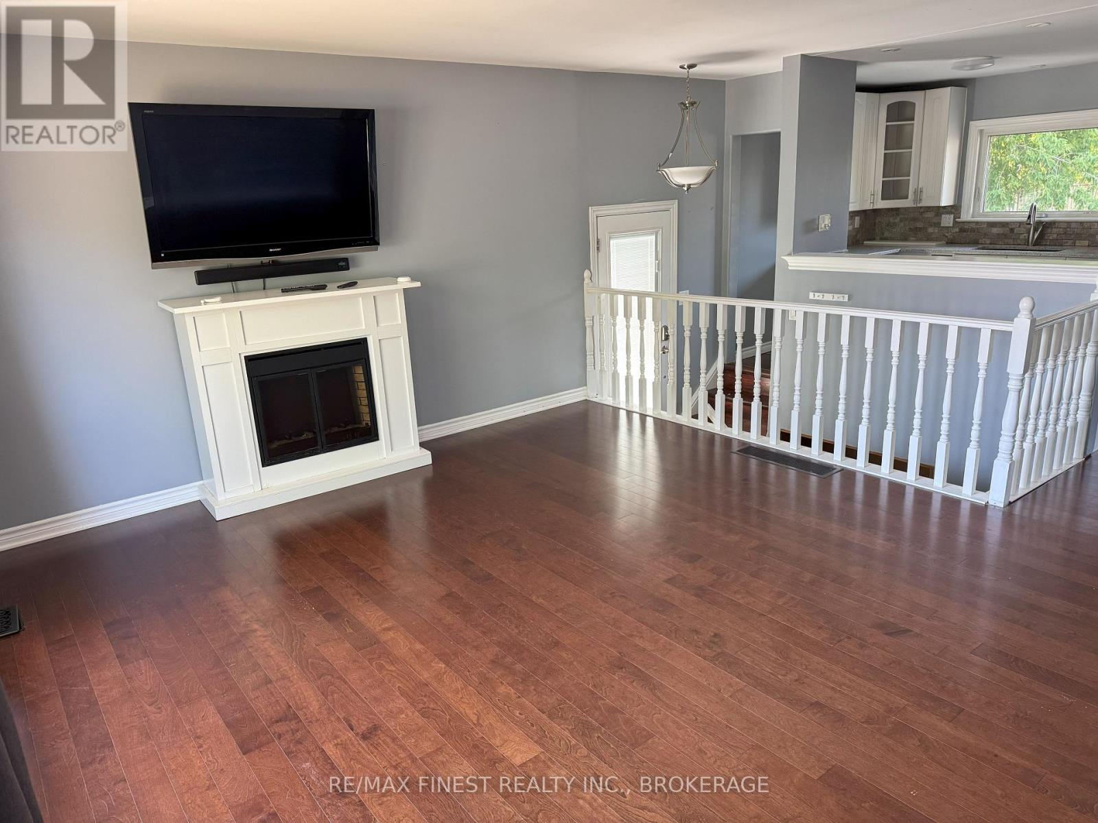 90 Morenz Crescent, Kingston, Ontario  K7K 2X3 - Photo 11 - X12333083