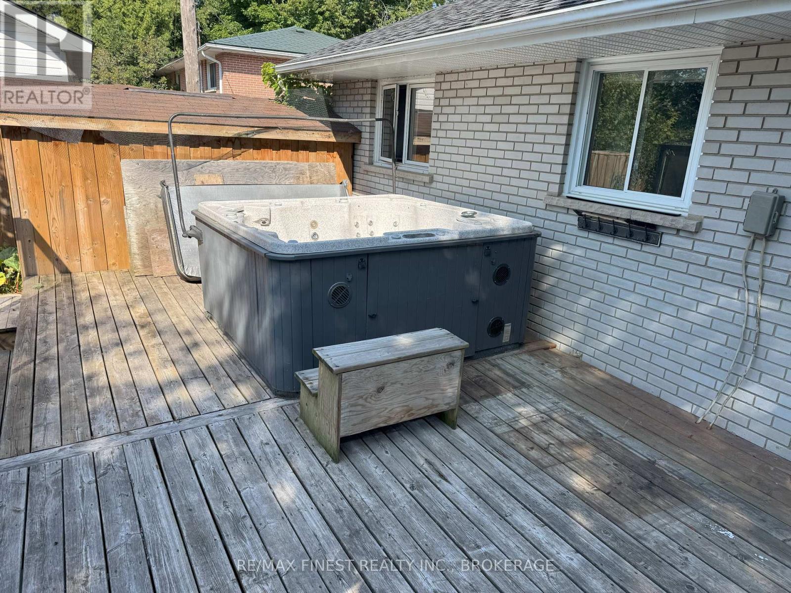 90 Morenz Crescent, Kingston, Ontario  K7K 2X3 - Photo 26 - X12333083