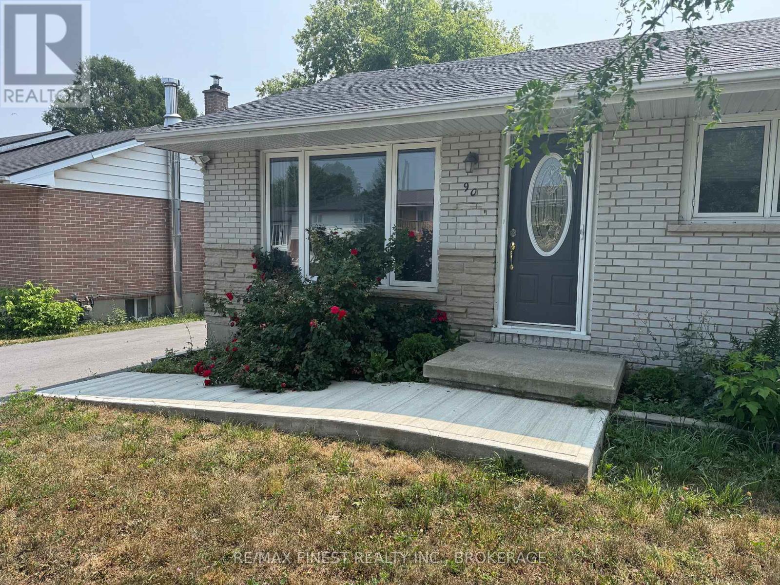 90 Morenz Crescent, Kingston, Ontario  K7K 2X3 - Photo 4 - X12333083