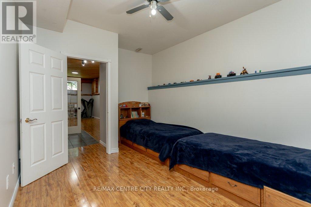 55 Melanie Drive E, Aylmer, Ontario  N5H 3G6 - Photo 32 - X12279513