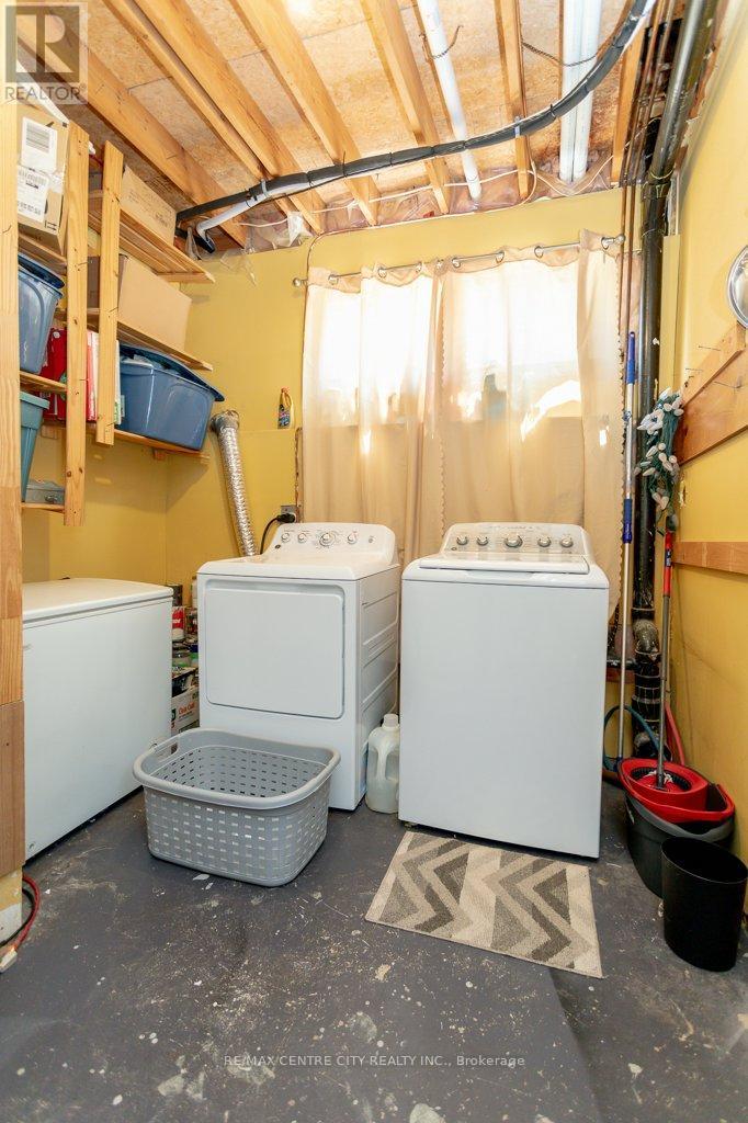 55 Melanie Drive E, Aylmer, Ontario  N5H 3G6 - Photo 37 - X12279513