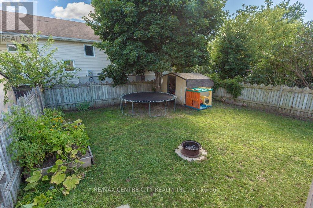 55 Melanie Drive E, Aylmer, Ontario  N5H 3G6 - Photo 39 - X12279513