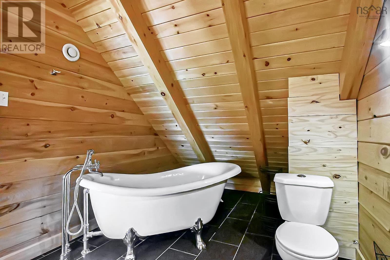 4 Lintaman Lane, Cow Bay, Nova Scotia  B3G 1L3 - Photo 32 - 202503358