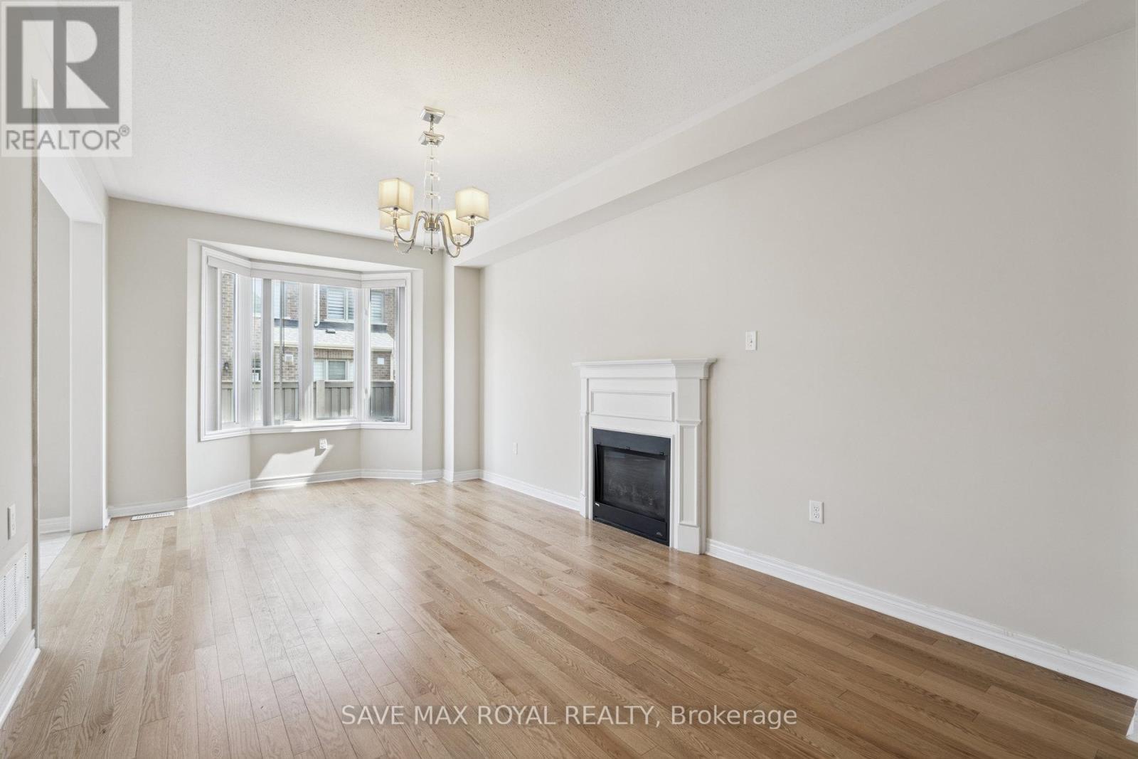 17 Fann Drive, Brampton, Ontario  L7A 4L4 - Photo 10 - W12337232