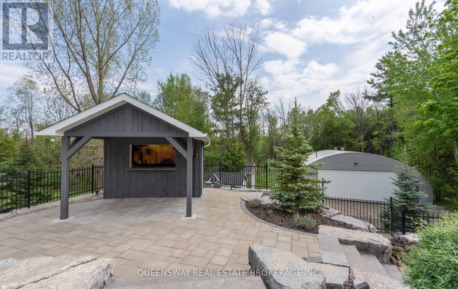 1841 Forest Valley Drive, Innisfil, Ontario  L9S 4A4 - Photo 33 - N12336721