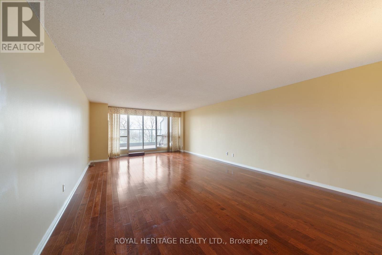306 - 45 Cumberland Lane, Ajax, Ontario  L1S 7K3 - Photo 4 - E12337326