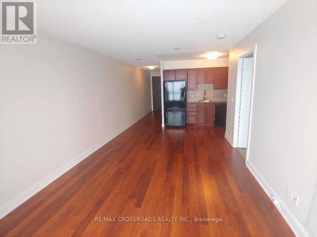 1001 - 125 Village Green Square, Toronto, Ontario  M1S 0G3 - Photo 4 - E12337392