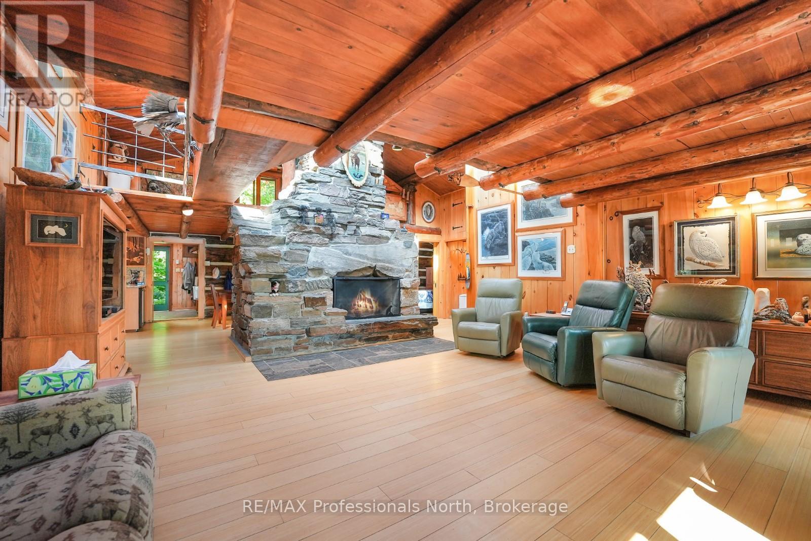 2718 Wilkinson Road, Dysart Et Al, Ontario  K0M 1S0 - Photo 12 - X12337438