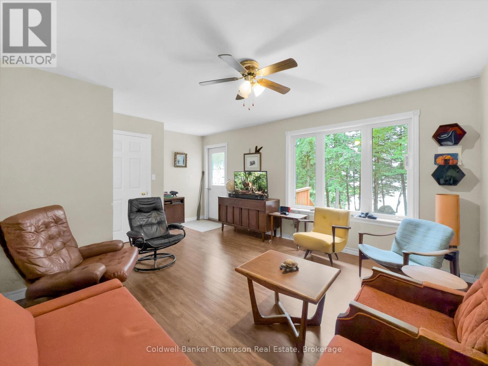 439 A Baker Road, Magnetawan, Ontario  P0A 1P0 - Photo 10 - X12337449
