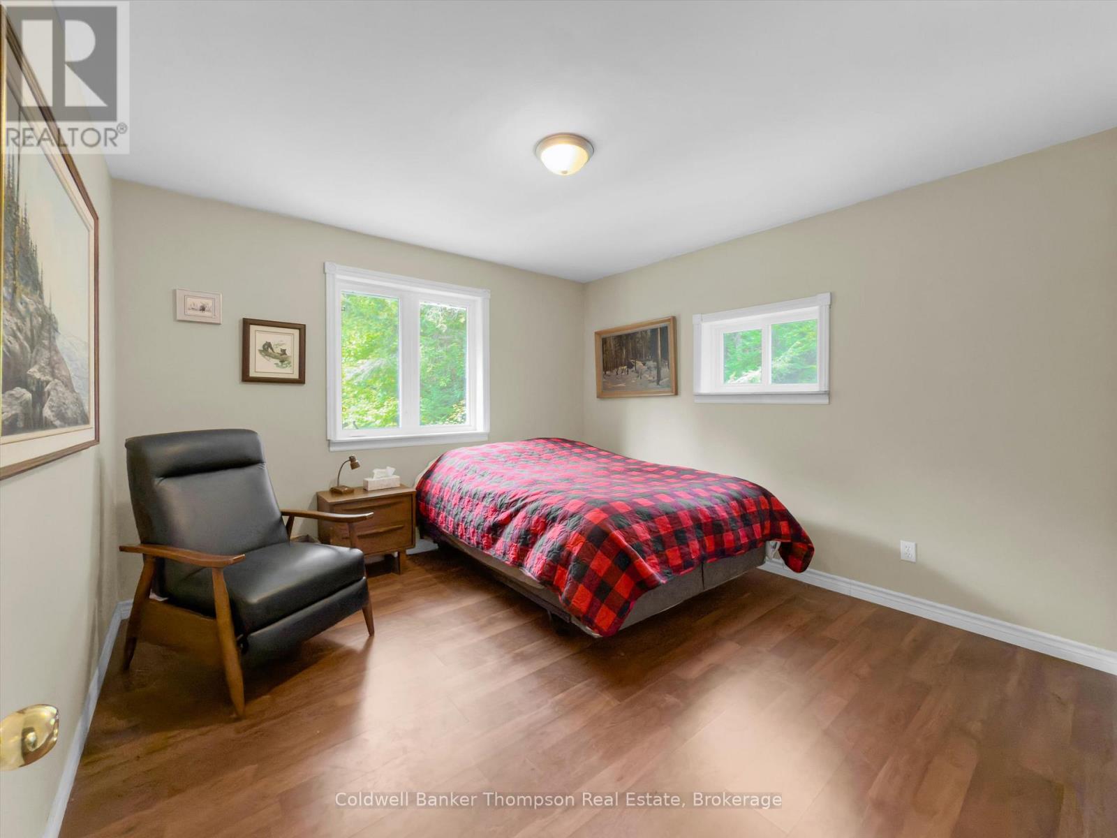 439 A Baker Road, Magnetawan, Ontario  P0A 1P0 - Photo 14 - X12337449