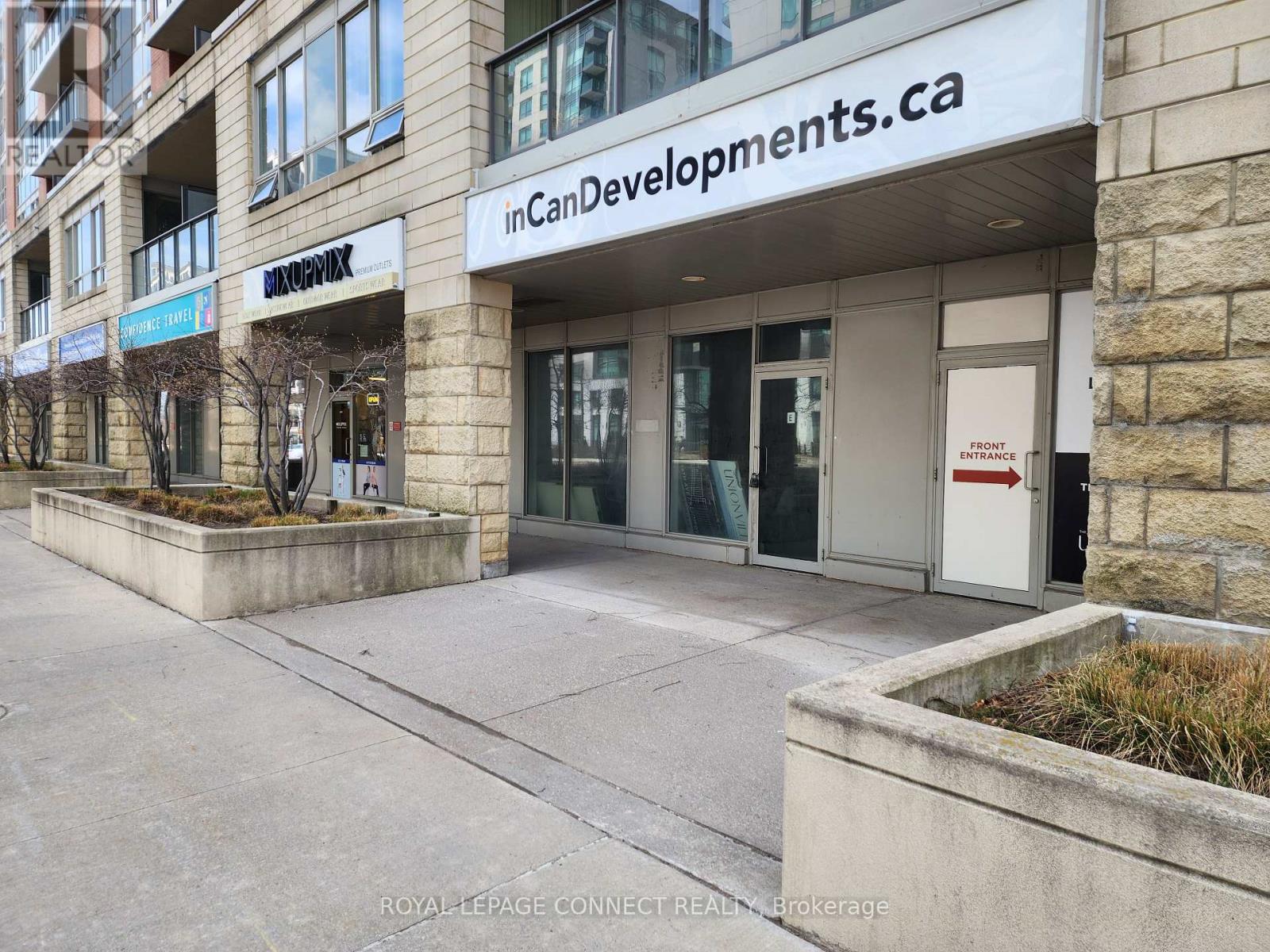 E - 60 South Town Centre Boulevard, Markham, Ontario  L3G 0C5 - Photo 1 - N12337366