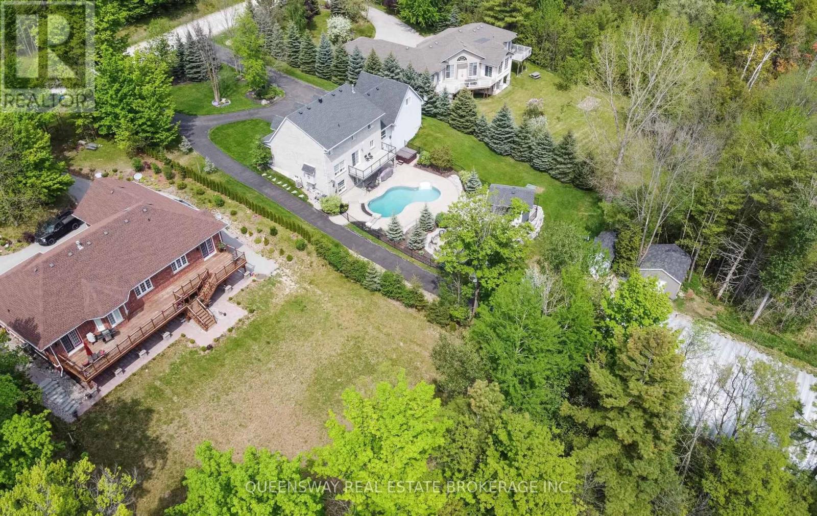 1841 Forest Valley Drive, Innisfil, Ontario  L9S 4A4 - Photo 45 - N12336721
