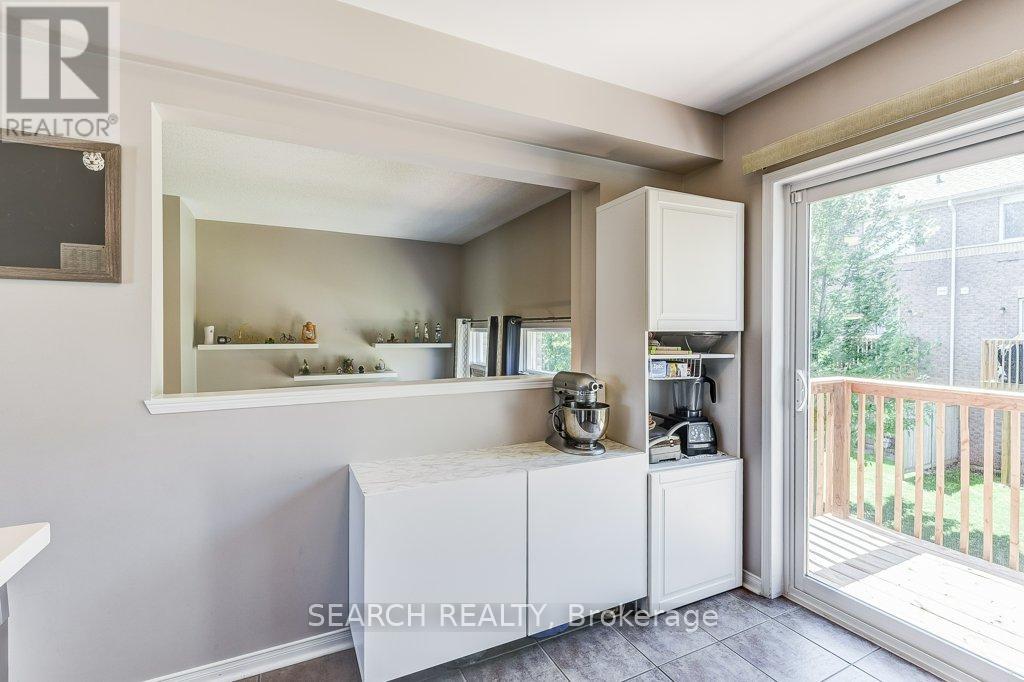 77 - 5535 Glen Erin Drive, Mississauga, Ontario  L5M 6H1 - Photo 11 - W12337324