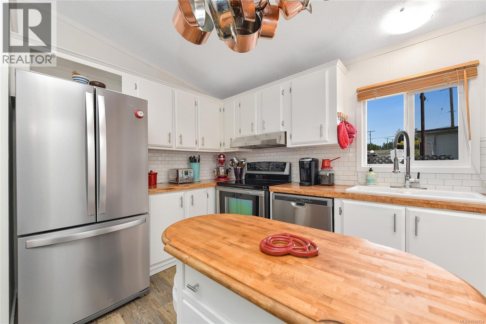 51 1555 Middle Rd, View Royal, British Columbia  V9A 7A6 - Photo 13 - 1010754